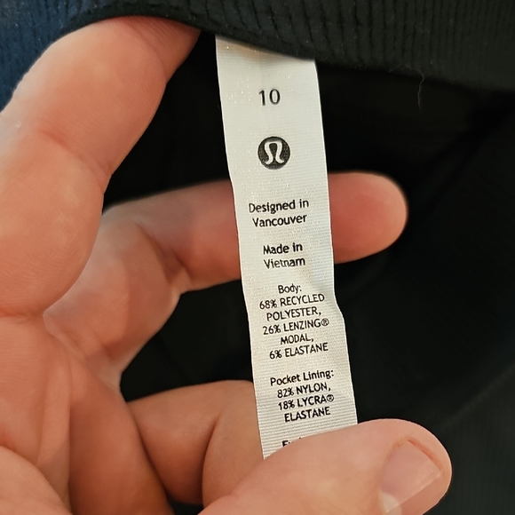 Lululemon Size 10 Black Brushed Softstreme Ribbed Zip Flared Pant - Picture 7 of 9